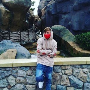 Meet your Posher, Joseph